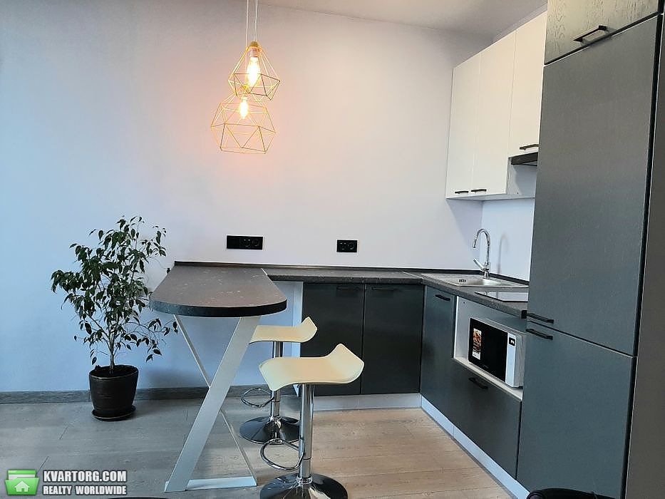 Sell 1-room apartment. Киев,  Бажана — photo 2