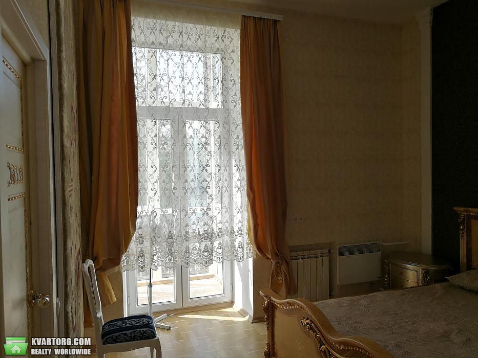 Rent out 2-room apartment. Киев,  Лютеранская — photo 9