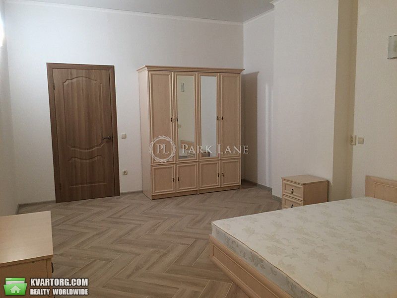 Rent out 2-room apartment. Киев,  Кирило-Мефодиевская — photo 2