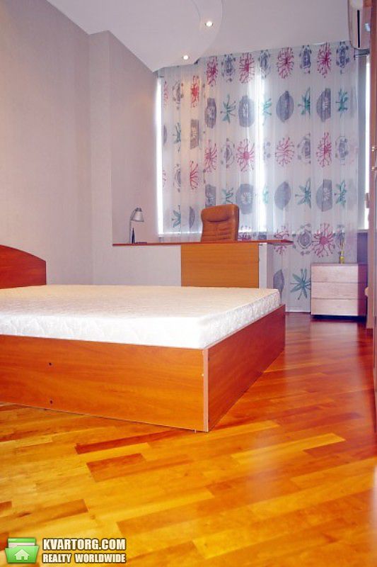 Rent out 4-room apartment. Киев,  Леси Украинки бул — photo 5