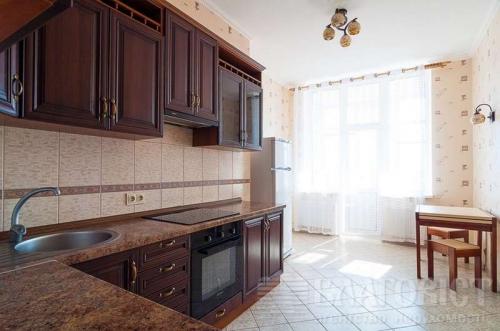 Sell 3-room apartment. Киев, Днепровская наб. — photo 1