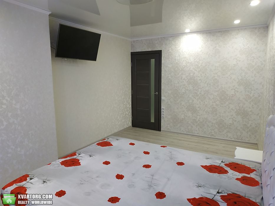 Rent out 1-room apartment. Киев,  Крушельницкой — photo 8