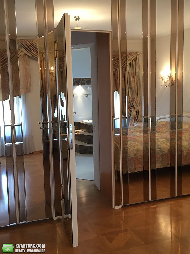 Sell 4-room apartment. Киев,  Оболонская — photo 9
