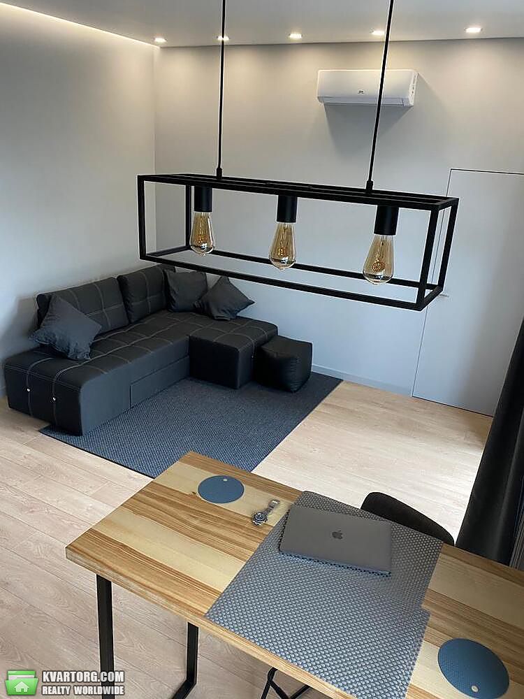 Rent out 2-room apartment. Киев,  Гусовского — photo 4