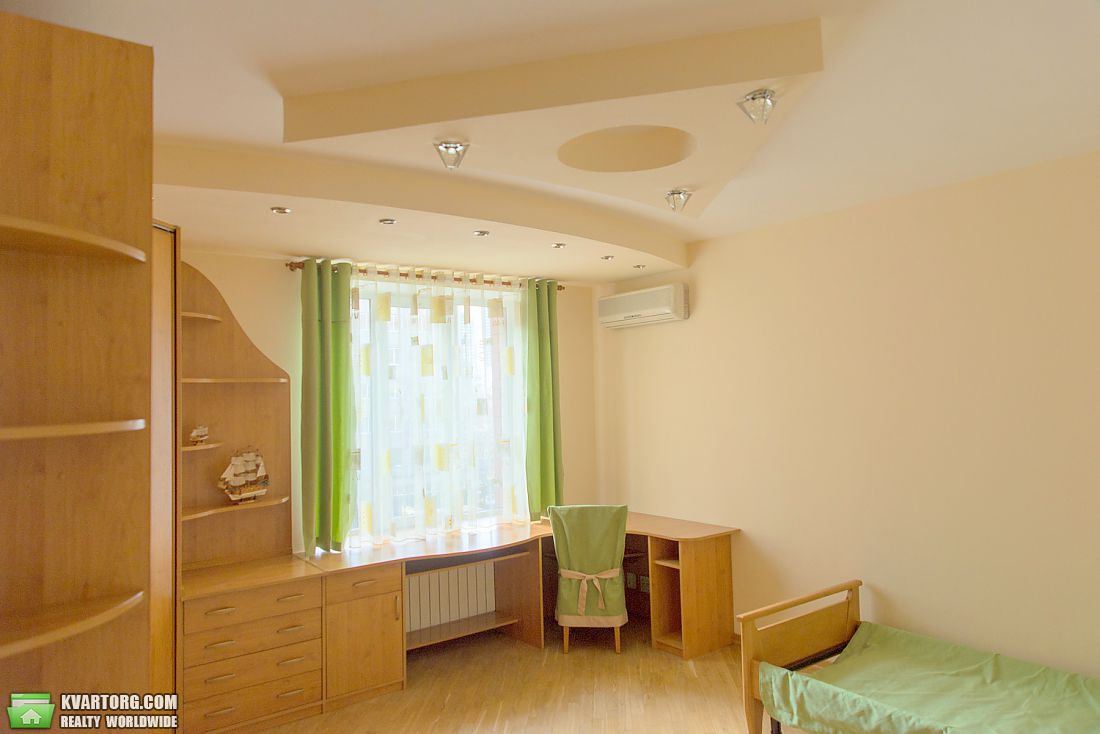Rent out 3-room apartment. Киев,  Златоустовская — photo 4