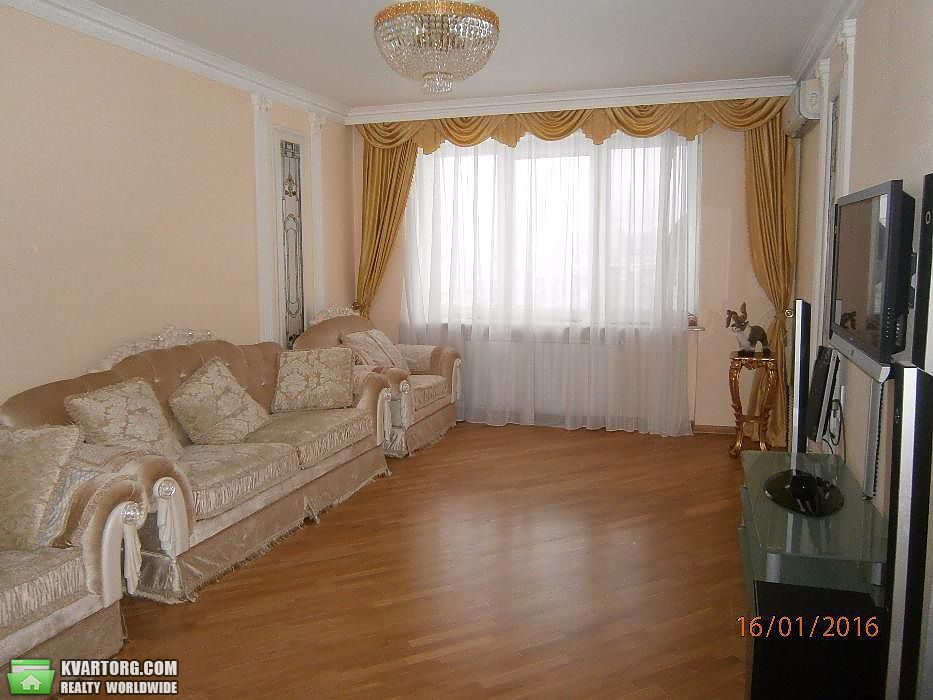 Rent out 4-room apartment. Киев,  Героев Сталинграда пр — photo 1