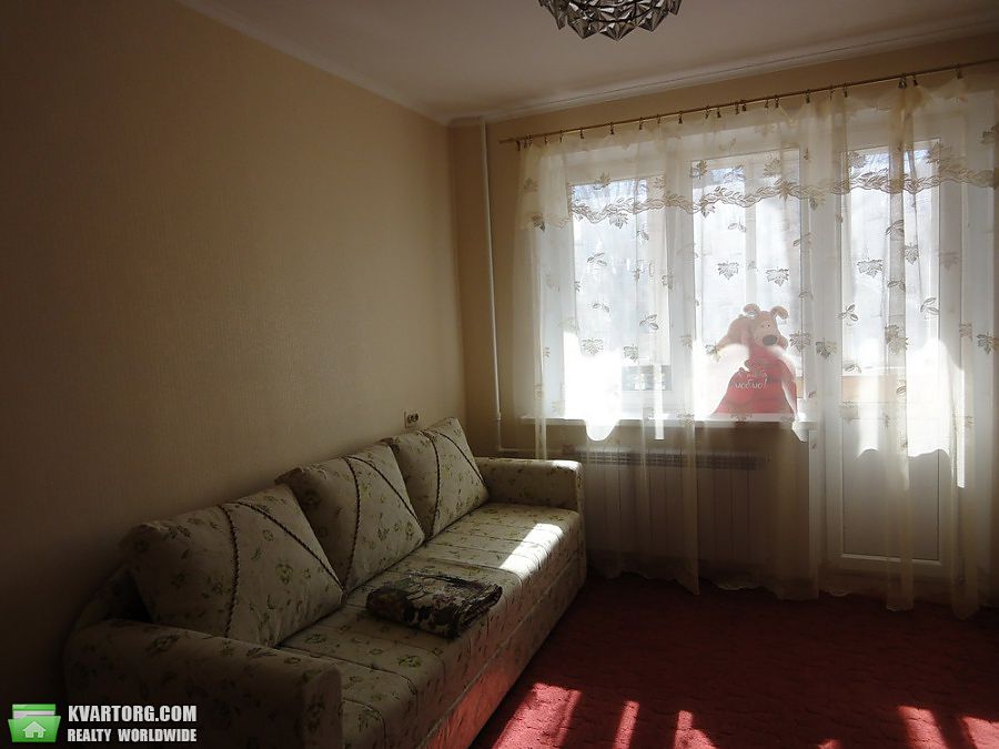 Rent out 2-room apartment. Харьков,  Блюхера — photo 1