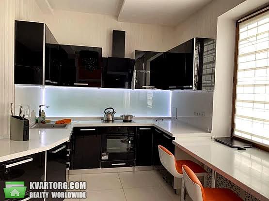 Rent out 2-room apartment. Киев,  Лисичанская — photo 3