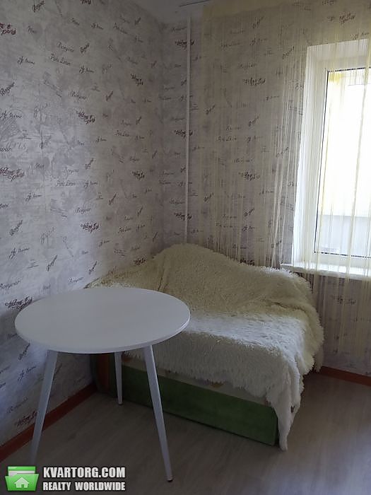 Sell 2-room apartment. Киев,  Маяковского — photo 2