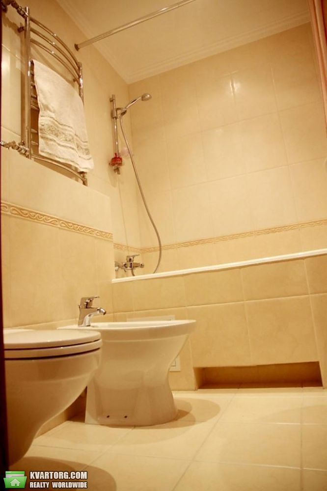 Rent out 3-room apartment. Киев,  Мирного Панаса — photo 7