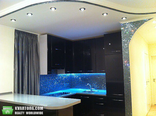 Rent out 2-room apartment. Киев,  Вильямса — photo 1