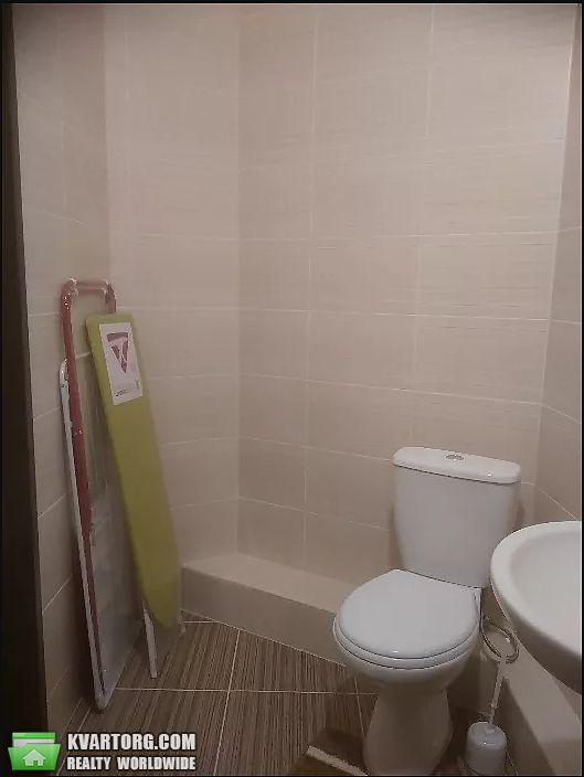 Rent out 2-room apartment. Киев,  Ломоносова — photo 4