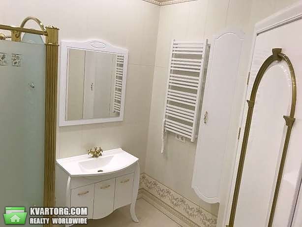 Rent out 2-room apartment. Киев,  Владимирская — photo 9