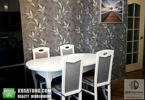 Sell 3-room apartment. Киев,  Феодосийская — photo 1