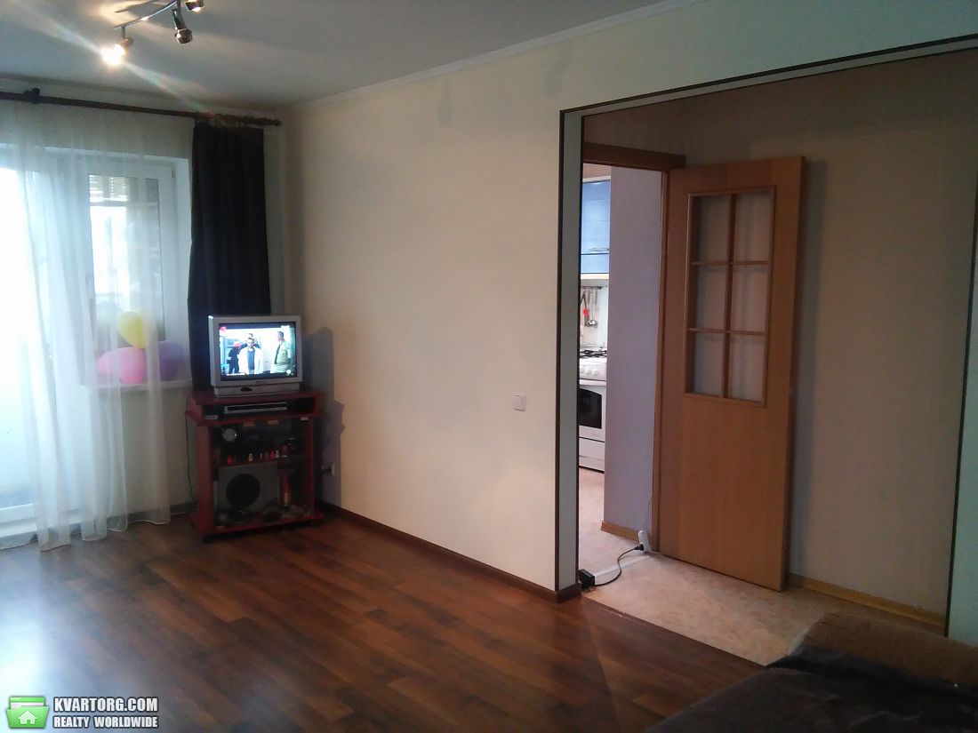 продам 1-комнатную квартиру. Днепропетровск,  пр.Слобожанский - фото 4