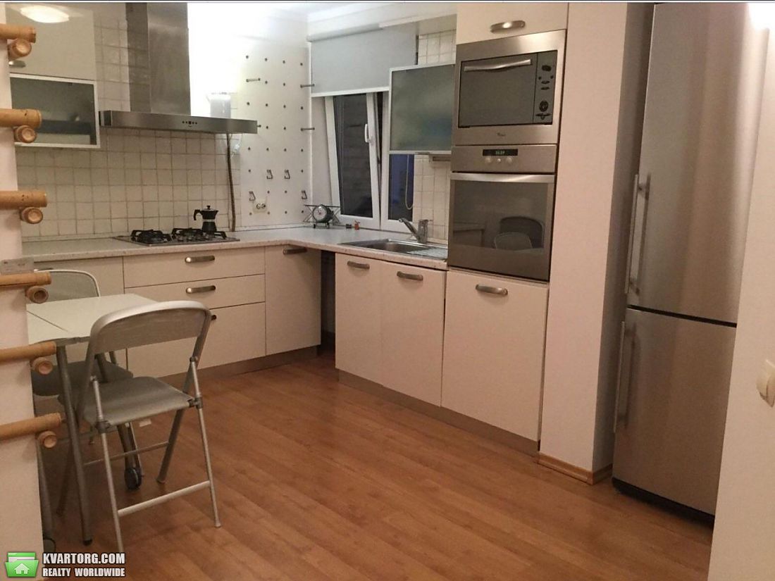Rent out 2-room apartment. Киев,  Саксаганского — photo 1