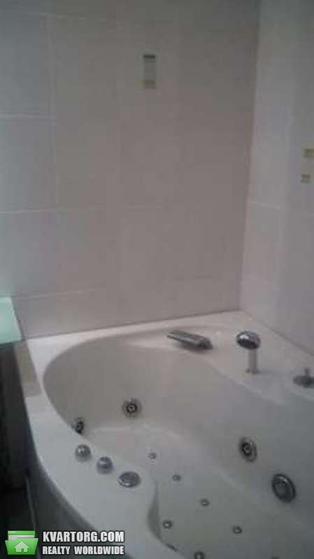 Rent out 3-room apartment. Киев,  Лебедева-Кумача — photo 9