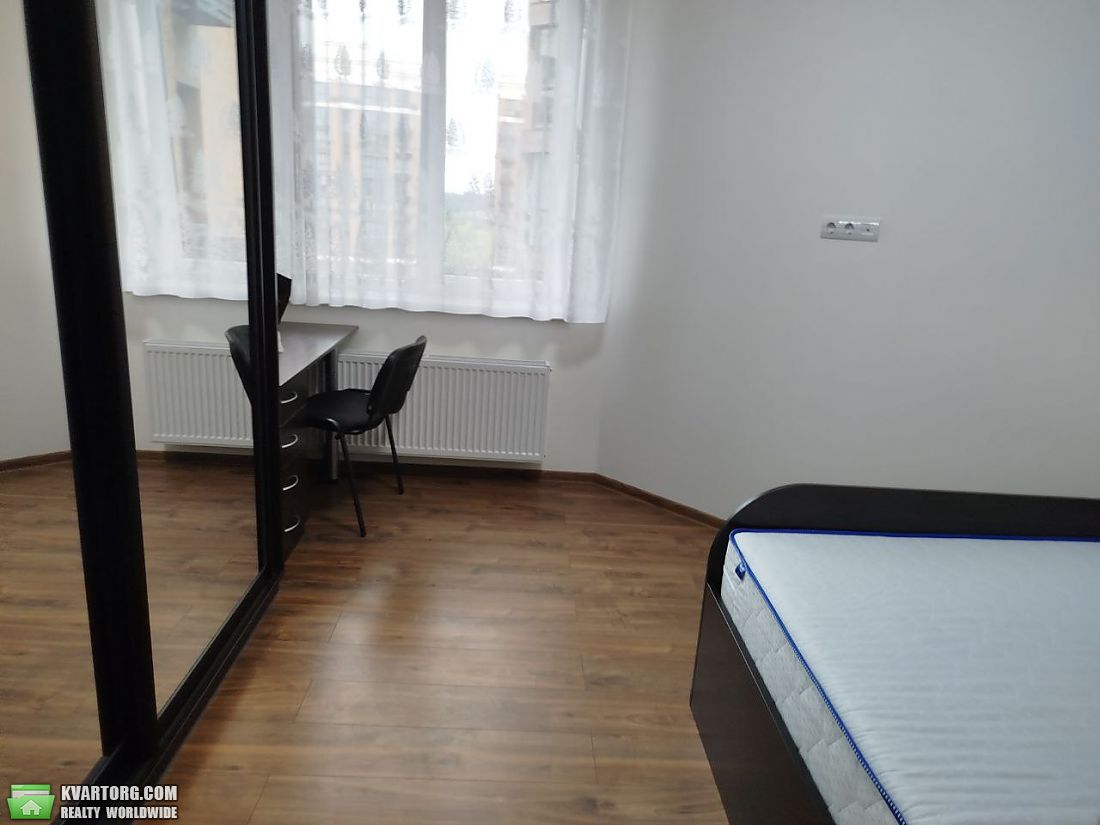 Rent out 3-room apartment. Киев,  Заболотного — photo 3