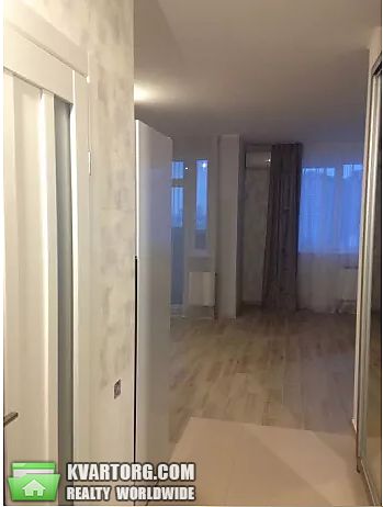 Rent out 1-room apartment. Киев, Панельная — photo 8