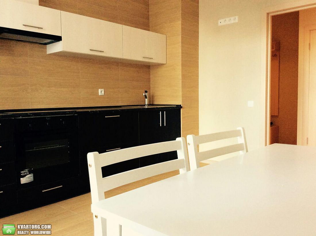 Rent out 3-room apartment. Киев,  Лебедева-Кумача — photo 5