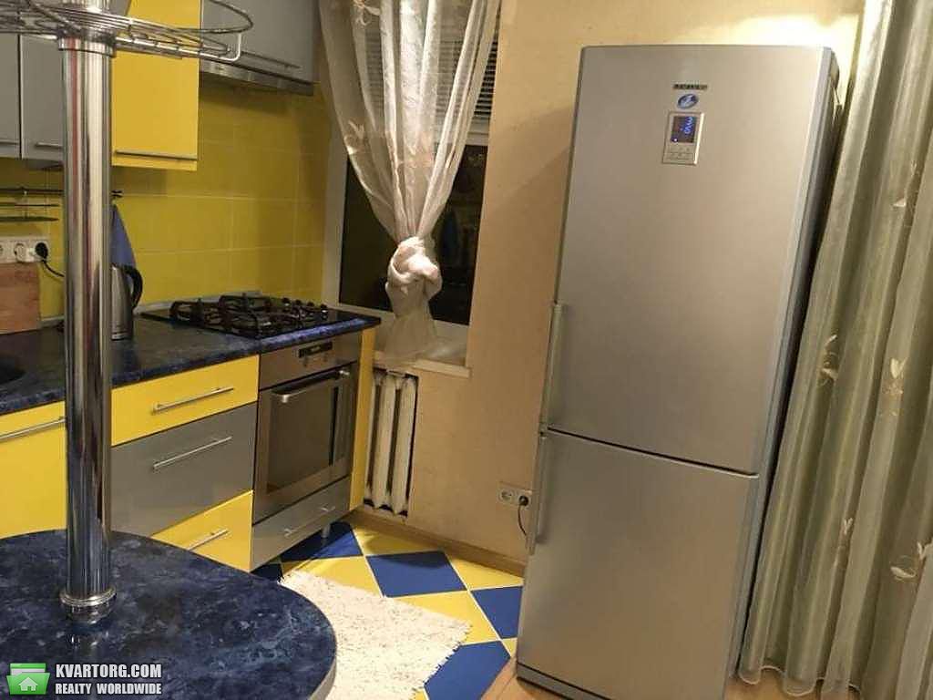 Rent out 2-room apartment. Киев,  Богомольца — photo 6