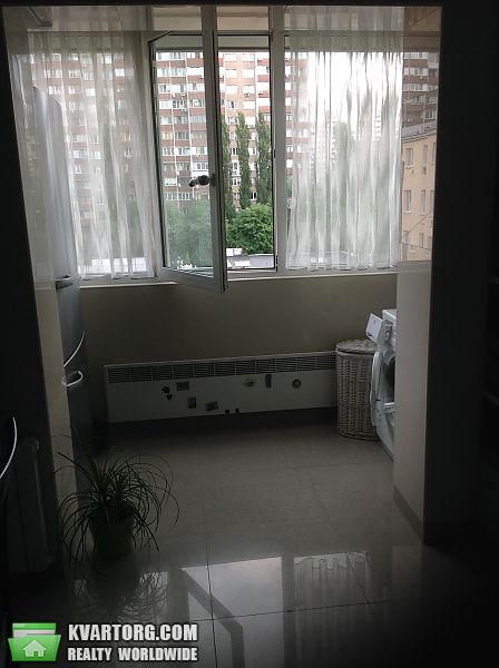 Sell 2-room apartment. Киев,  Стуса — photo 2