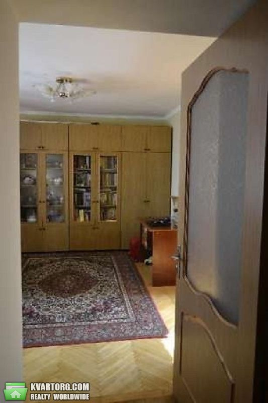 Sell 4-room apartment. Киев,  Приречная — photo 3