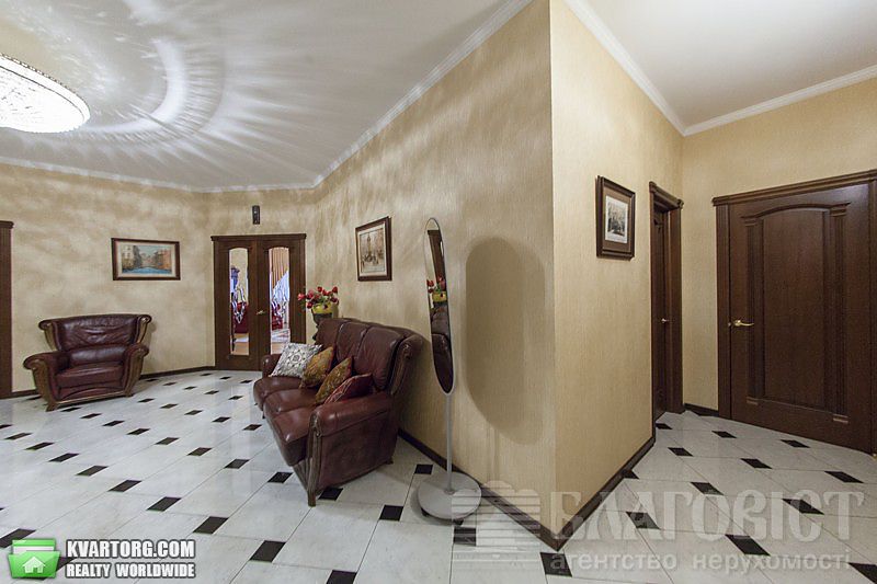 Sell 4-room apartment. Киев,  Старонаводницкая — photo 10