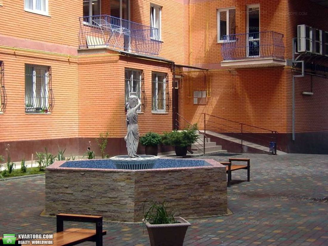 Sell 2-room apartment. Одесса, Книжный Переулок — photo 1