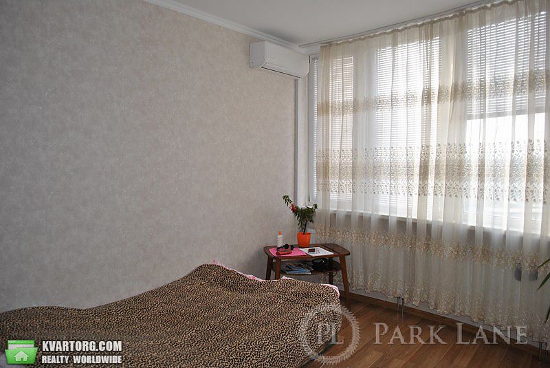 Sell 2-room apartment. Киев,  Харьковское шоссе — photo 2