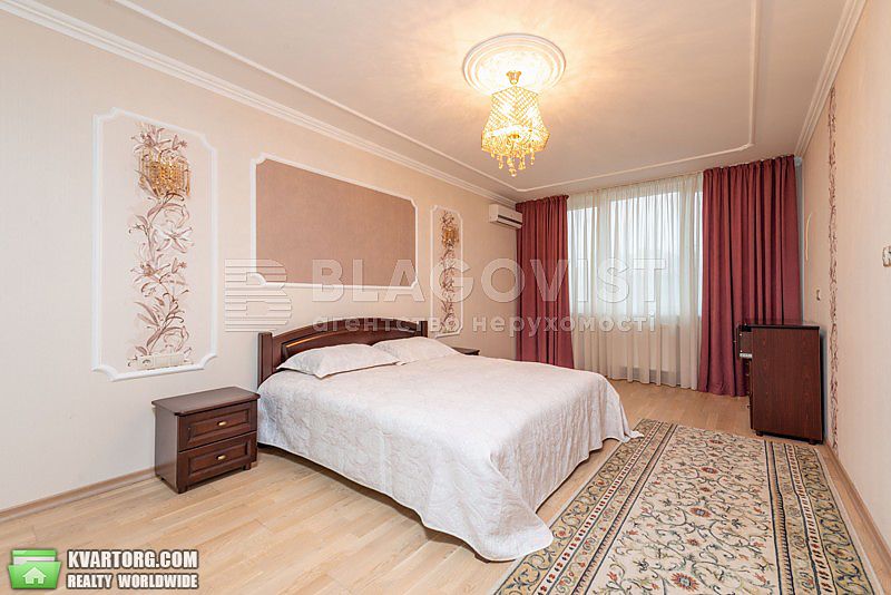 Sell 3-room apartment. Киев,  Ломоносова — photo 1