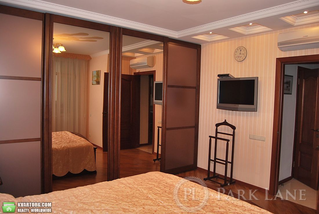 продам 2-комнатную квартиру. Киев,   Бажана - фото 1