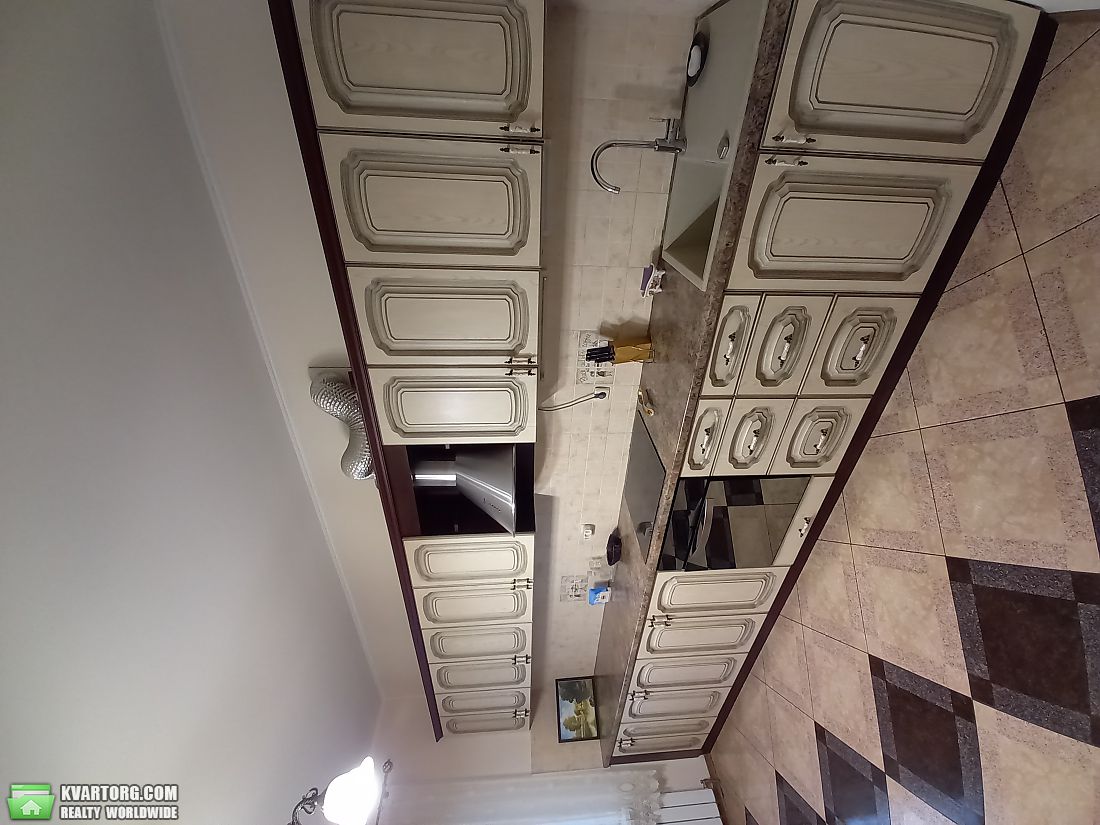 Rent out 3-room apartment. Киев, Урловская — photo 10