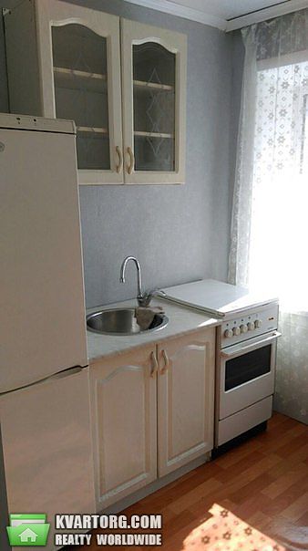 Rent out 1-room apartment. Киев,  Николаева — photo 1