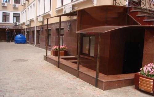 Rent out office. Киев,  Ярославская — photo 1