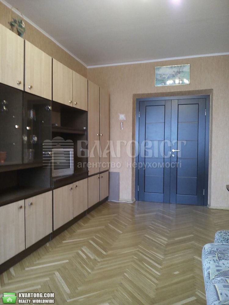 Rent out 3-room apartment. Киев,  Леси Украинки бул — photo 2