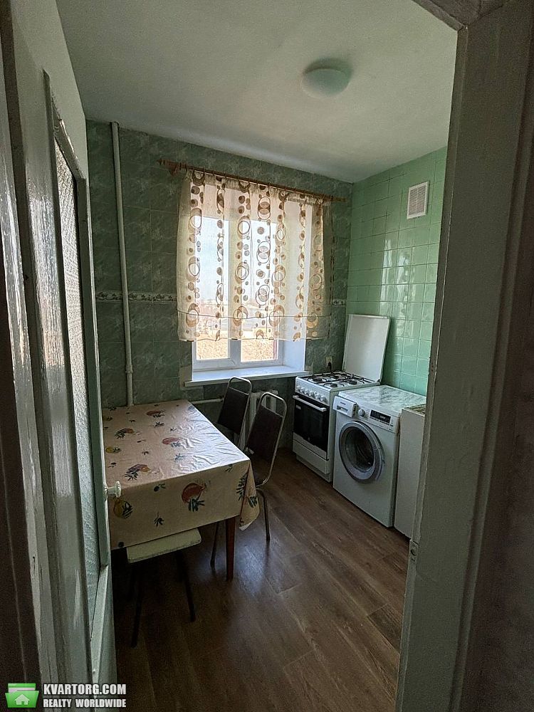 Rent out 2-room apartment. Днепропетровск, Курчатова — photo 1