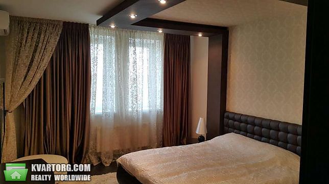 Rent out 2-room apartment. Киев,  Голосеевская — photo 5