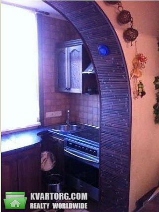 Rent out 2-room apartment. Киев,  Николаева — photo 1