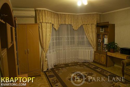 Sell 3-room apartment. Киев,  Осенняя — photo 1