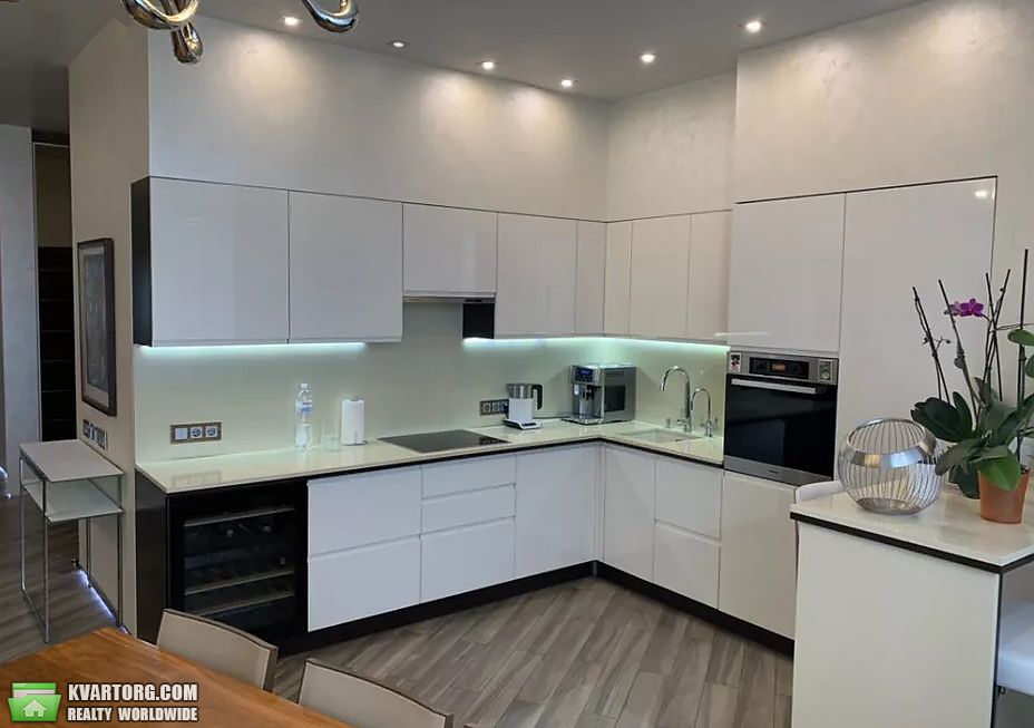 Sell 3-room apartment. Киев,  Соломенская — photo 6