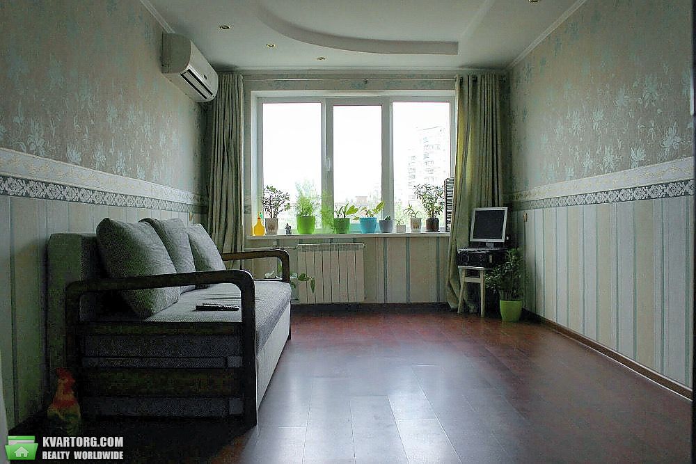 Sell 2-room apartment. Киев,  Дарницкий бул — photo 1