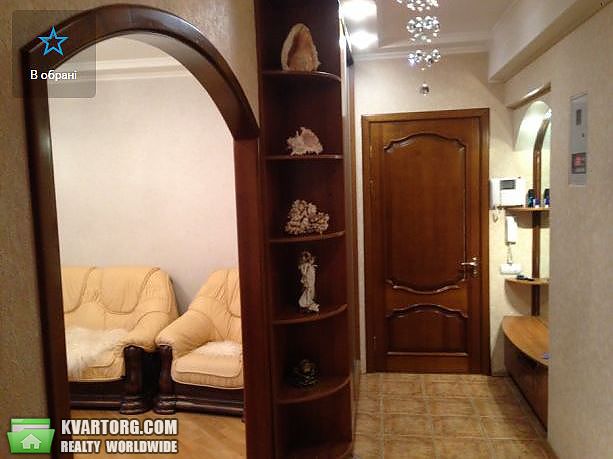 Rent out 3-room apartment. Киев,  Мельникова — photo 1