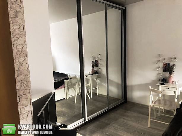 Sell 1-room apartment. Киев,  Уманская — photo 6