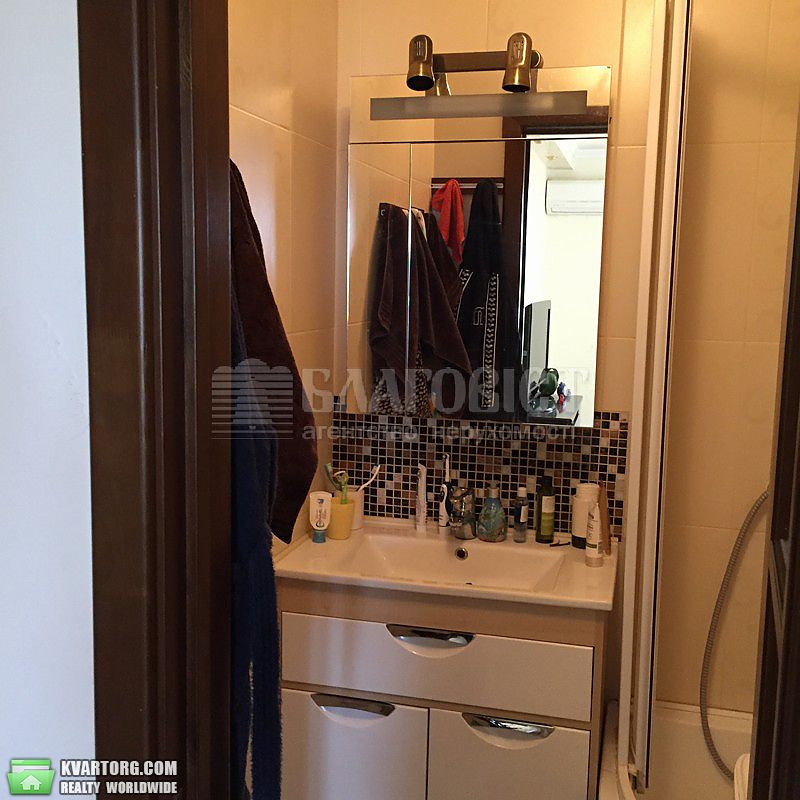 Rent out 3-room apartment. Киев,  Гордиенко пер — photo 5