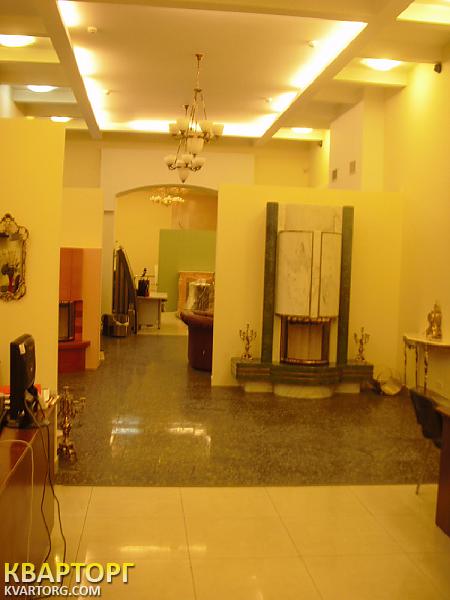 Rent out shop. Киев, ул.Белорусская-32 — photo 1
