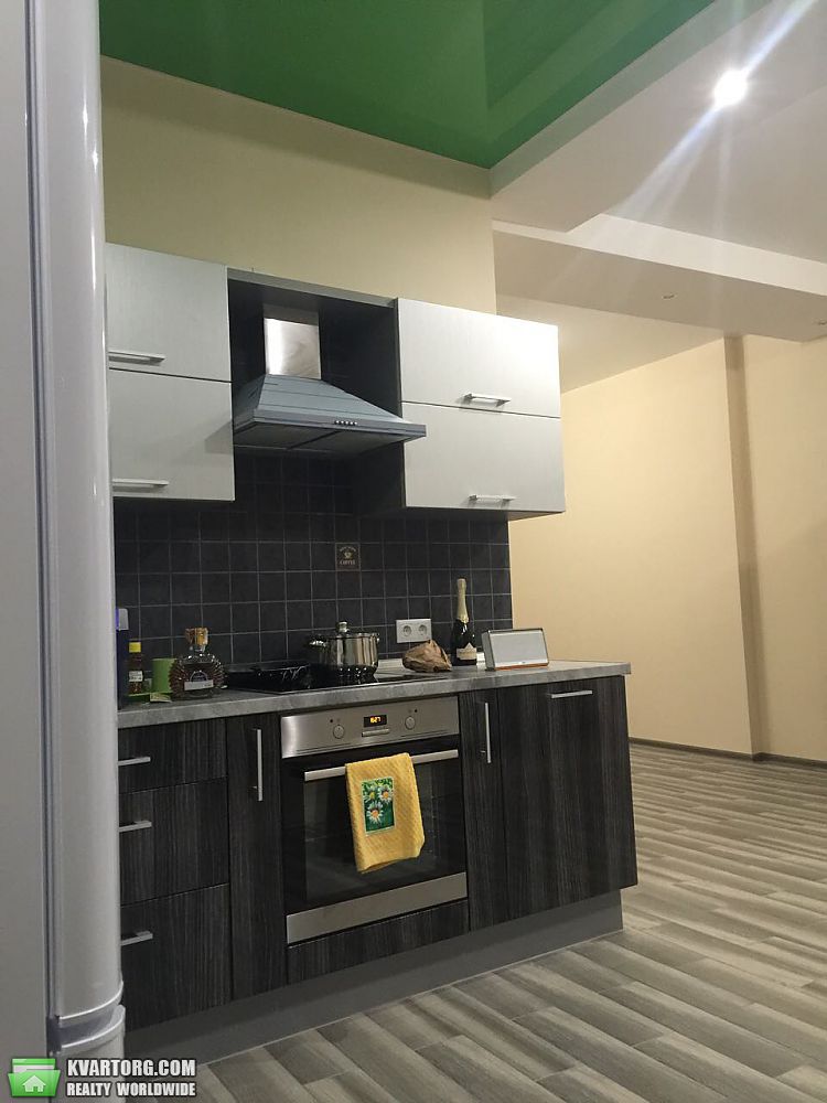 Rent out 3-room apartment. Одесса, педагогическая — photo 1