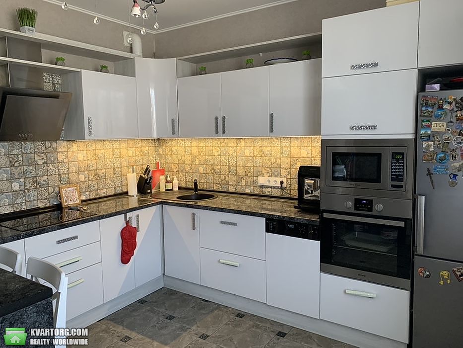 Sell 3-room apartment. Киев,  Саперно-Слободская — photo 1
