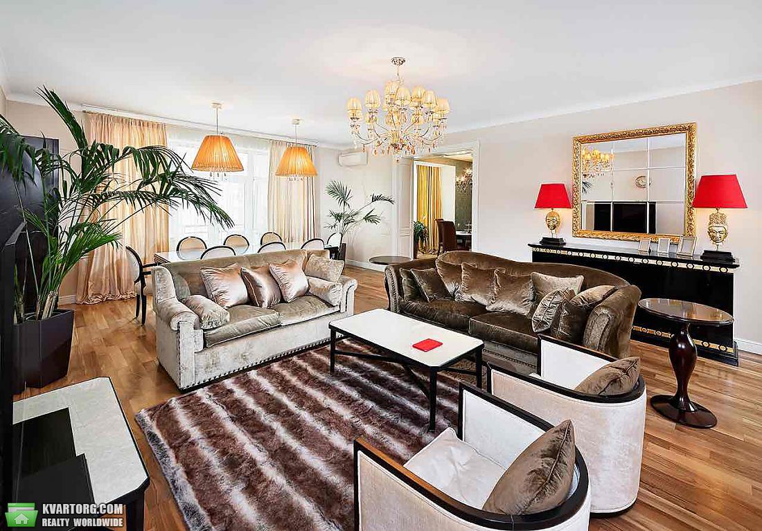 Rent out 4-room apartment. Киев, паторжинского — photo 1