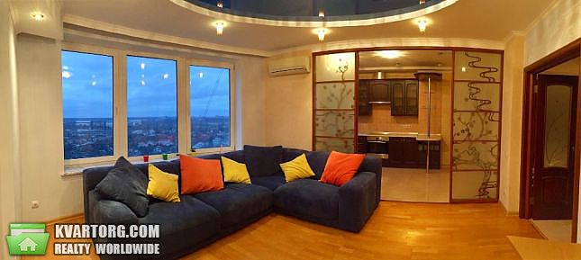 Sell 3-room apartment. Киев,  Депутатская — photo 1